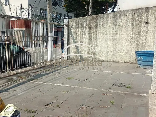 Casa com 300m², à venda, no bairro Vila Yara em Osasco