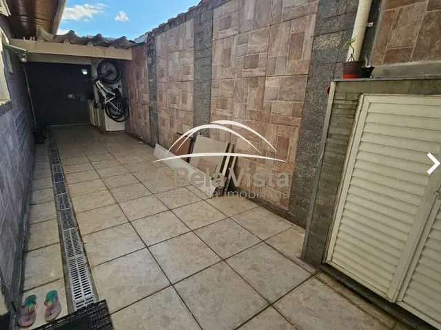 Casa com 368m² 4 quartos e 2 banheiros, à venda, no bairro Parque Continental em São Paulo