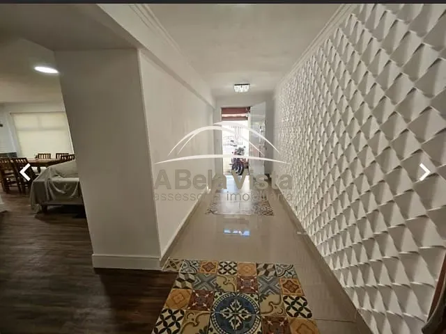 Casa com 368m² 4 quartos e 2 banheiros, à venda, no bairro Parque Continental em São Paulo