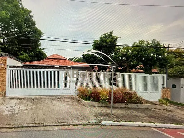 Casa com 368m² 4 quartos e 2 banheiros, à venda, no bairro Parque Continental em São Paulo