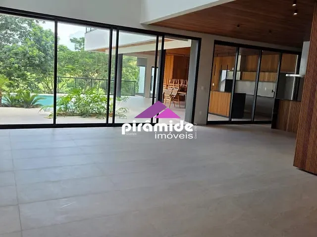 Casa com 600m² 4 quartos e 6 banheiros, à venda, no bairro Urbanova em São José dos Campos