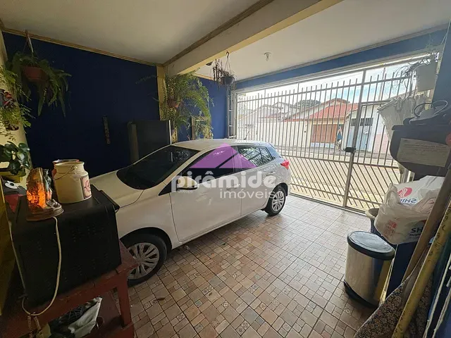 Casa 3 quartos e 2 banheiros, à venda, no bairro Jardim Bela Vista em São José dos Campos