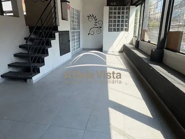 Casa com 650m², à venda, no bairro Vila Campesina em Osasco