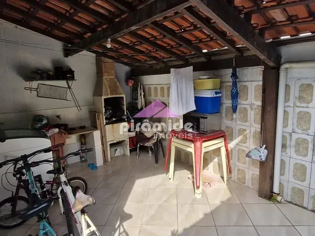 Casa com 125m² 2 quartos e 1 banheiro, à venda, no bairro Porto Novo em Caraguatatuba