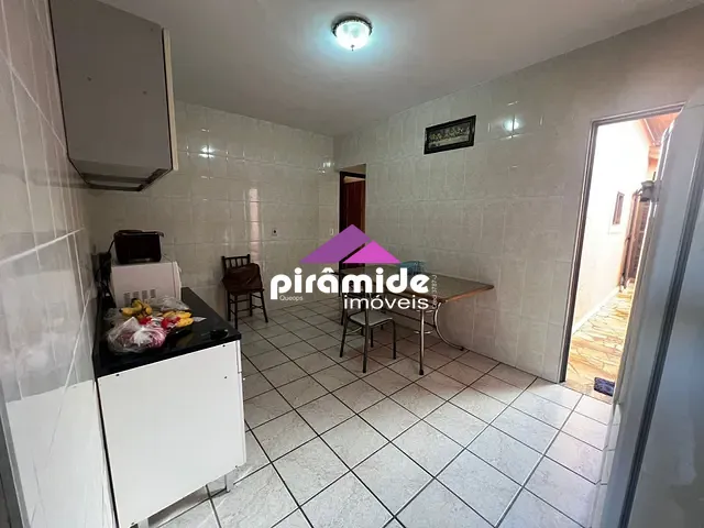 Casa com 262m² 3 quartos e 3 banheiros, à venda, no bairro Vila São Bento em São José dos Campos