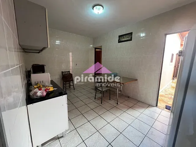 Casa com 262m² 3 quartos e 3 banheiros, à venda, no bairro Vila São Bento em São José dos Campos