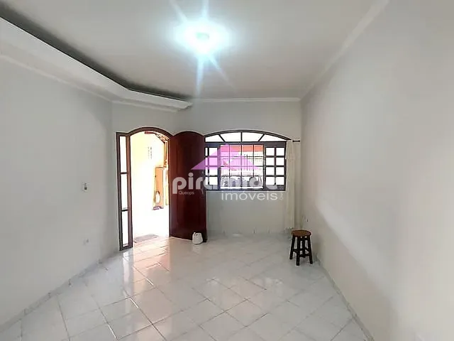 Casa com 125m² 3 quartos e 2 banheiros, à venda, no bairro Jardim Satélite em São José dos Campos