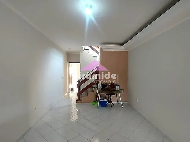 Casa com 125m² 3 quartos e 2 banheiros, à venda, no bairro Jardim Satélite em São José dos Campos