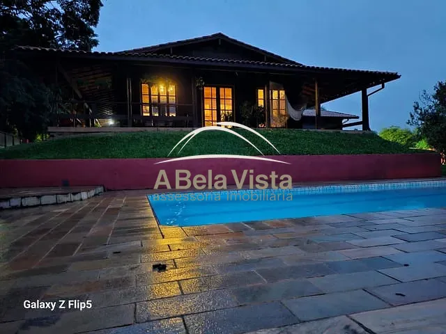 Casa com 1500m² 3 quartos e 6 banheiros, à venda, no bairro Residencial Euroville em Carapicuíba