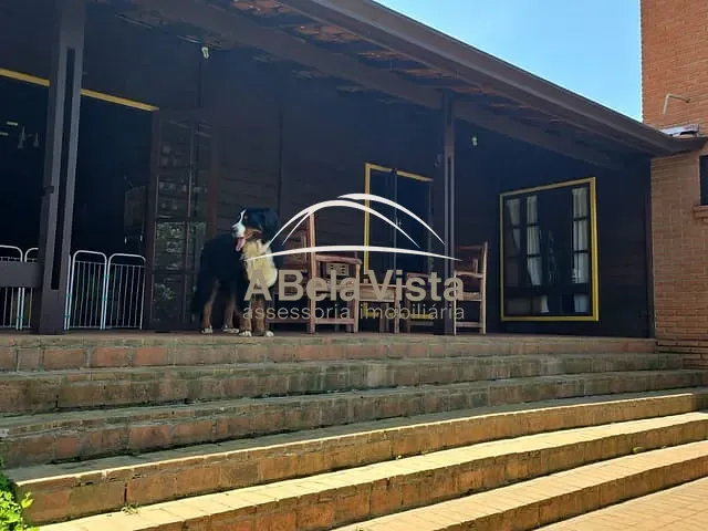 Casa com 1500m² 3 quartos e 6 banheiros, à venda, no bairro Residencial Euroville em Carapicuíba