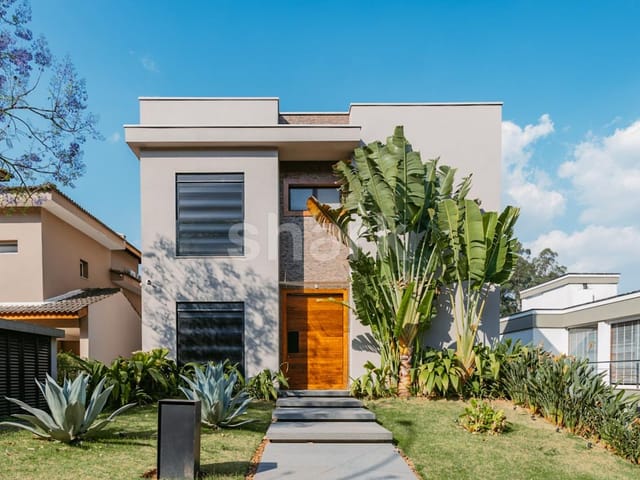 Casa com 420m² 4 quartos e 6 banheiros, à venda ou para alugar, no bairro Tamboré em Barueri