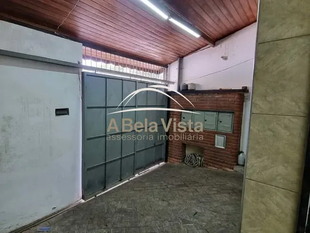 Casa à venda, no bairro Jardim do Lago em São Paulo