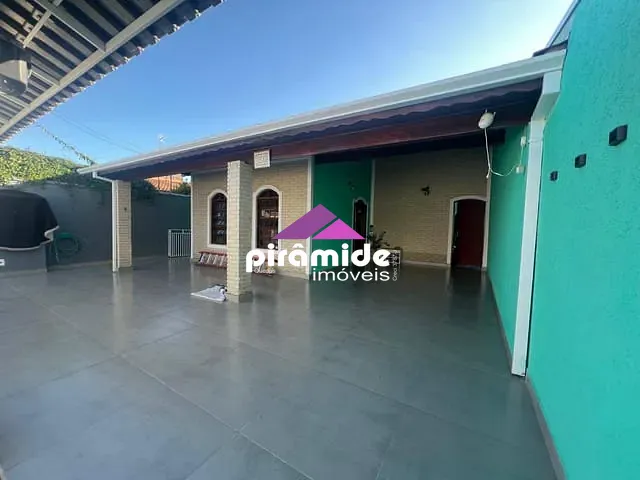 Casa 3 quartos e 2 banheiros, à venda, no bairro Jardim Portugal em São José dos Campos