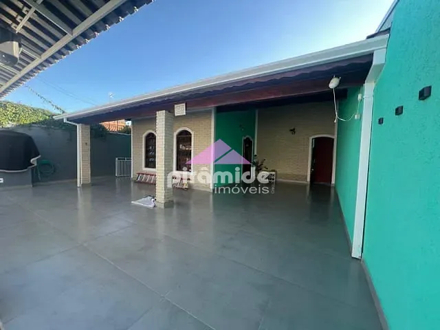 Casa 3 quartos e 2 banheiros, à venda, no bairro Jardim Portugal em São José dos Campos