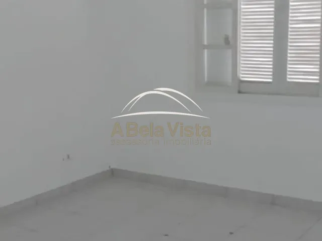 Casa com 210m², para alugar, no bairro Vila Conceição em Barueri