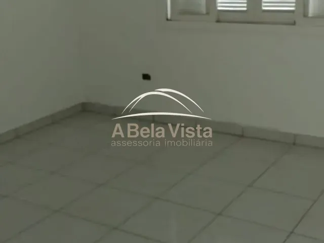 Casa com 210m², para alugar, no bairro Vila Conceição em Barueri