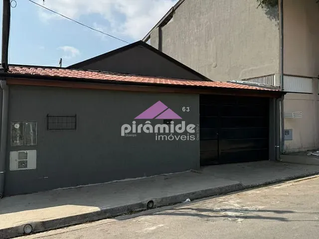 Casa 1 quarto e 2 banheiros, à venda, no bairro Conjunto Residencial Dom Pedro I em São José dos Campos