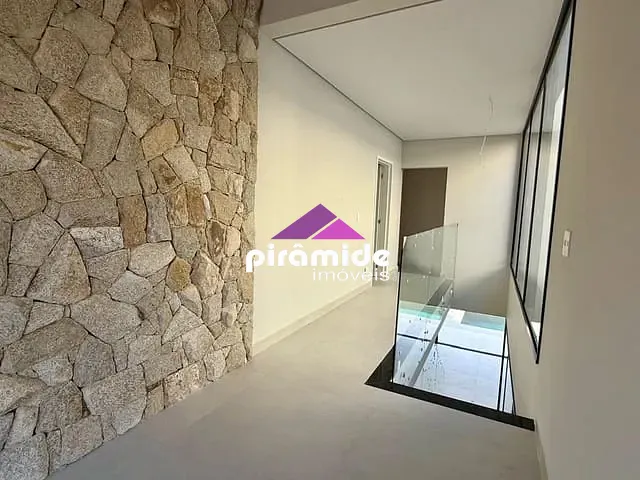 Casa 4 quartos e 4 banheiros, à venda, no bairro Urbanova em São José dos Campos