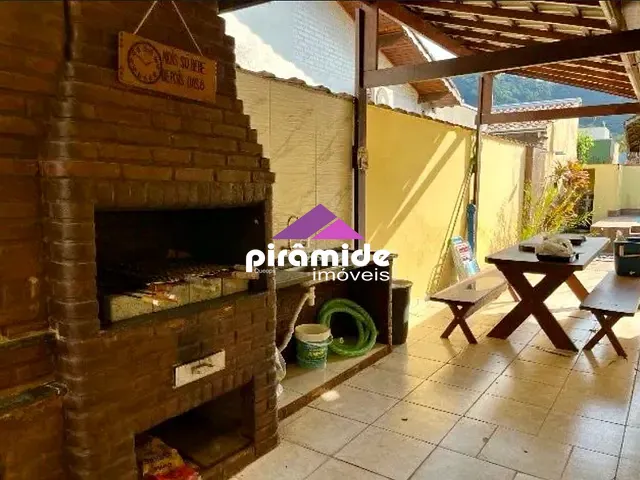 Casa com 237m² 3 quartos e 3 banheiros, à venda, no bairro Tabatinga em Caraguatatuba