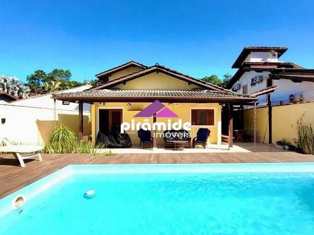 Casa com 237m² 3 quartos e 3 banheiros, à venda, no bairro Tabatinga em Caraguatatuba