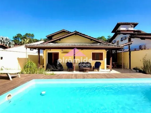 Casa com 237m² 3 quartos e 3 banheiros, à venda, no bairro Tabatinga em Caraguatatuba