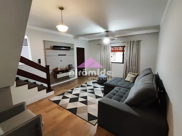 Casa com 134m² 3 quartos e 2 banheiros, à venda, no bairro Jardim Terras do Sul em São José dos Campos