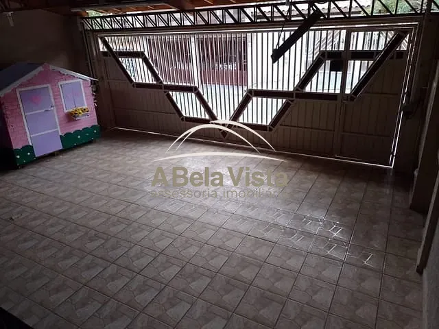 Casa com 154m² 3 quartos e 2 banheiros, à venda, no bairro Metalúrgicos em Osasco