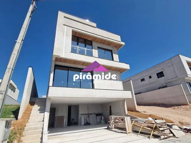Casa com 330m² 4 quartos e 5 banheiros, à venda, no bairro Urbanova em São José dos Campos