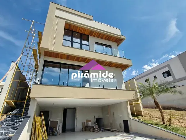 Casa com 330m² 4 quartos e 5 banheiros, à venda, no bairro Urbanova em São José dos Campos