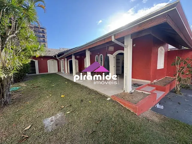 Casa com 354m² 4 quartos e 1 banheiro, à venda, no bairro Martin de Sá em Caraguatatuba