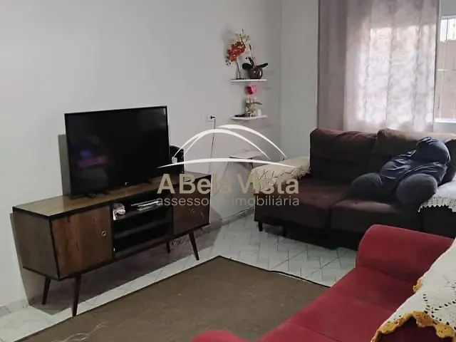 Casa com 210m² 3 quartos e 2 banheiros, à venda, no bairro Novo Osasco em Osasco