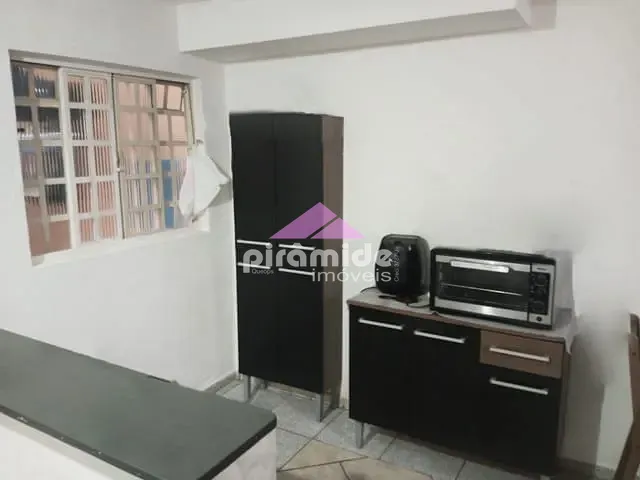 Casa 2 quartos e 2 banheiros, à venda, no bairro Jardim Vale do Sol em São José dos Campos