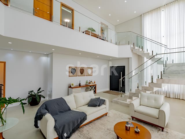 Casa com 630m² 4 quartos e 6 banheiros, à venda, no bairro Jardim do Golf I em Jandira