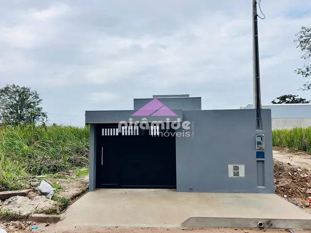 Casa 3 quartos e 2 banheiros, à venda, no bairro Morro do Algodão em Caraguatatuba