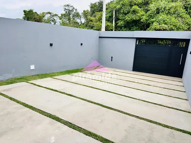 Casa 3 quartos e 2 banheiros, à venda, no bairro Morro do Algodão em Caraguatatuba