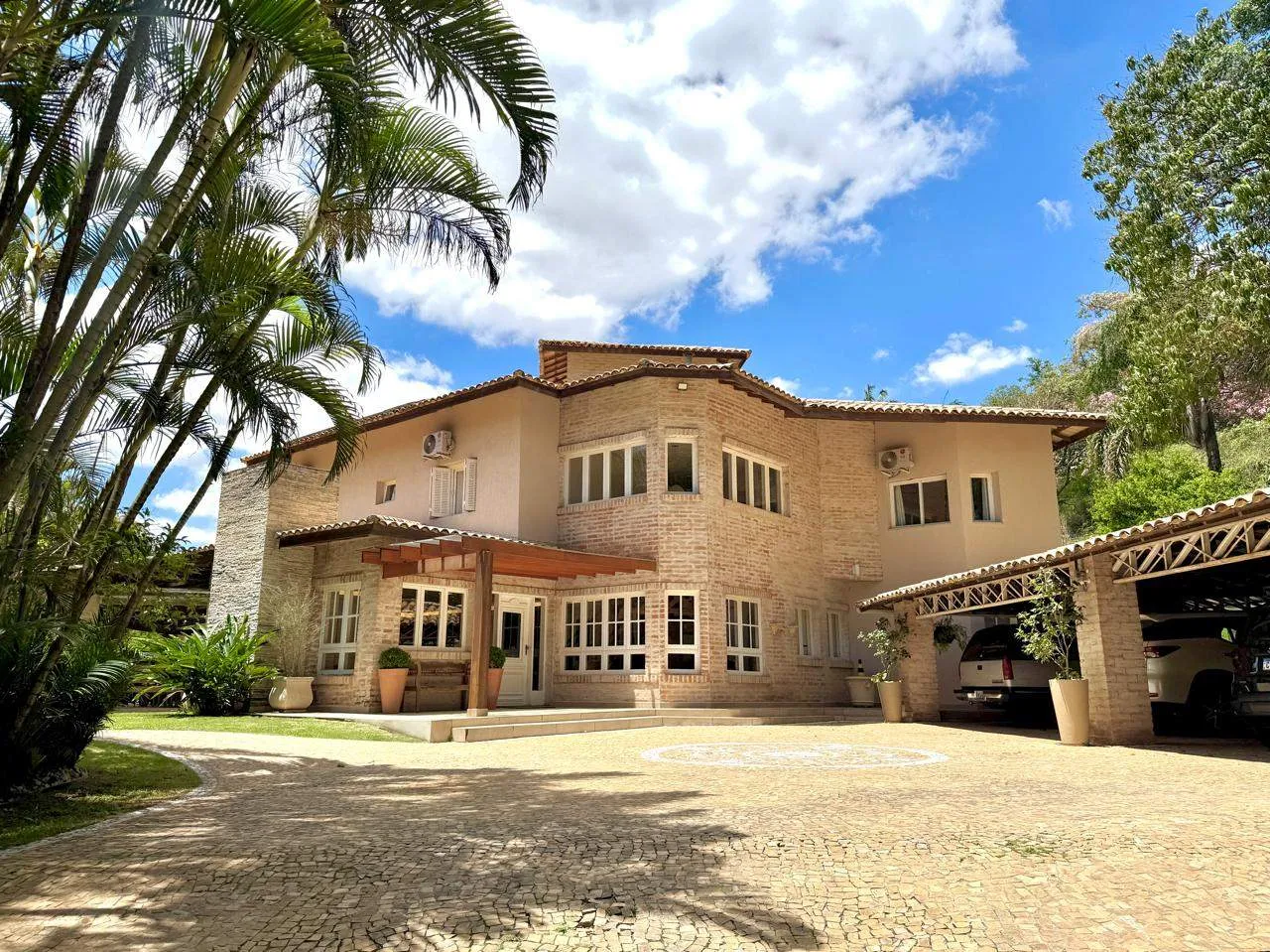 Casa em Alphaville — foto 1