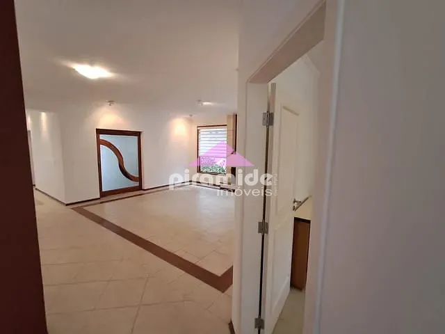 Casa com 632m² 5 quartos e 5 banheiros, à venda, no bairro Jardim Aquarius em São José dos Campos