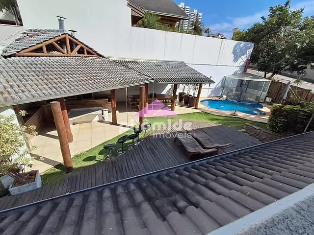 Casa com 745m² 5 quartos e 6 banheiros, à venda ou para alugar, no bairro Jardim Aquarius em São José dos Campos
