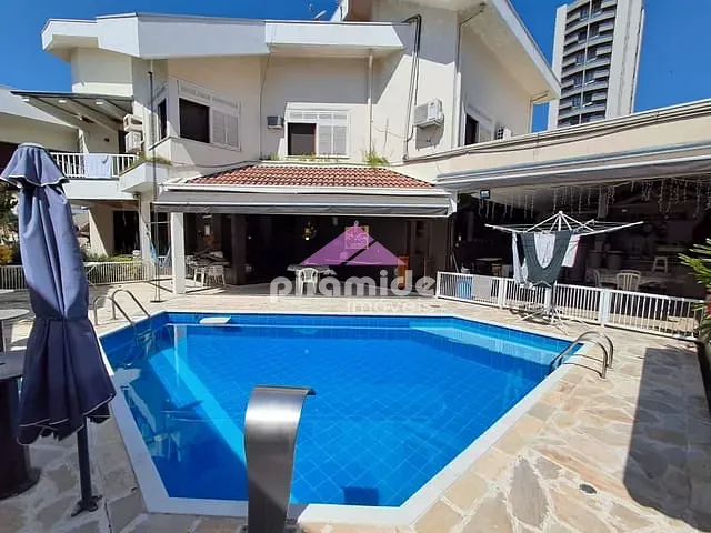 Casa com 537m² 5 quartos e 5 banheiros, à venda, no bairro Jardim Aquarius em São José dos Campos