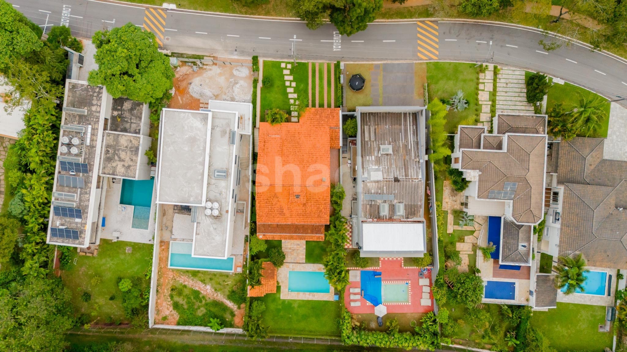 Casa em Alphaville Residencial Dois — foto 1