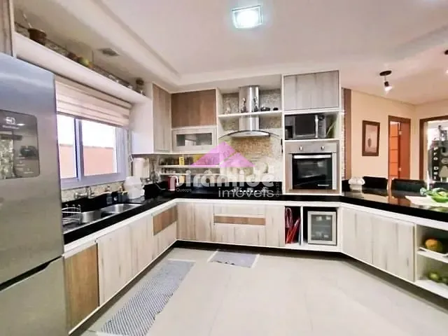 Casa com 455m² 4 quartos e 7 banheiros, à venda, no bairro Urbanova em São José dos Campos