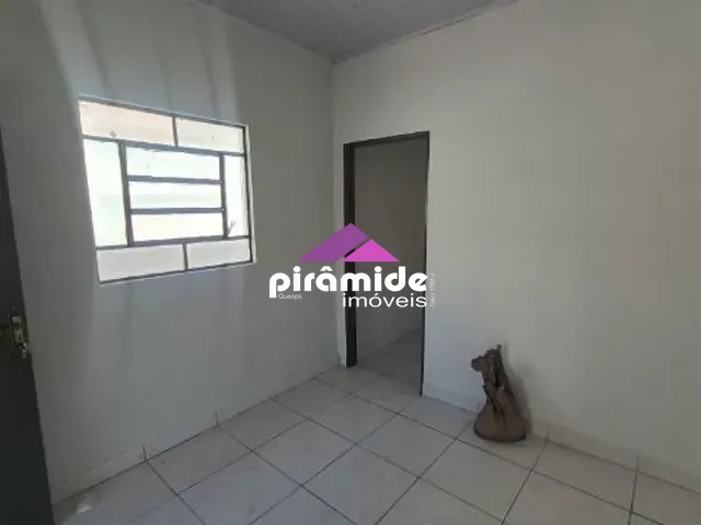 Casa 2 quartos e 1 banheiro, para alugar, no bairro Jardim Santa Matilde em São José dos Campos