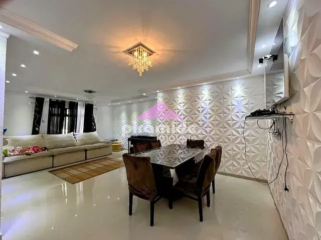 Casa 3 quartos e 2 banheiros, à venda, no bairro Jardim Satélite em São José dos Campos