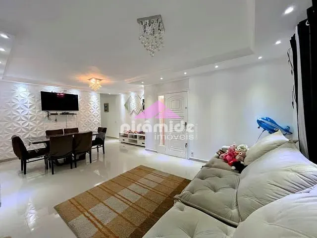 Casa 3 quartos e 2 banheiros, à venda, no bairro Jardim Satélite em São José dos Campos