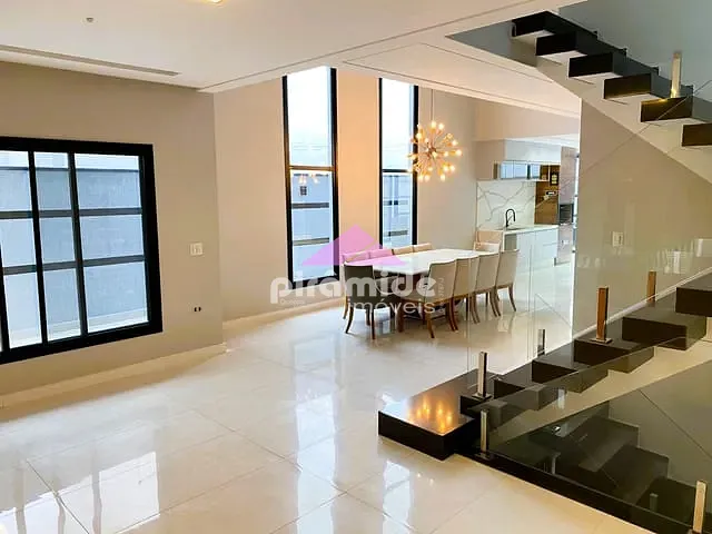 Casa com 257m² 3 quartos e 4 banheiros, à venda, no bairro Jacareí em Jacareí