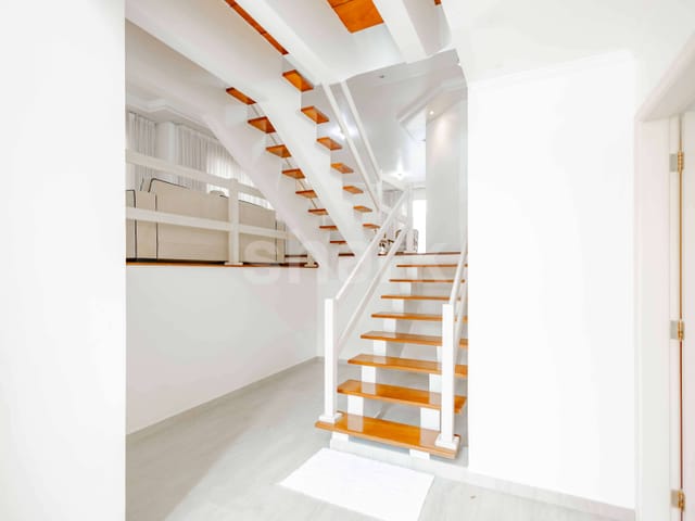 Casa com 390m² 4 quartos e 7 banheiros, à venda, no bairro Alphaville em Santana de Parnaíba