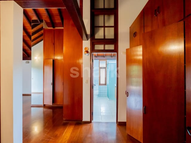 Casa com 807m² 5 quartos e 6 banheiros, à venda, no bairro Alphaville Residencial Um em Barueri