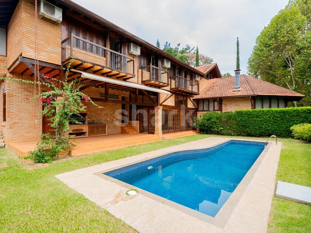 Casa com 807m² 5 quartos e 6 banheiros, à venda, no bairro Alphaville Residencial Um em Barueri