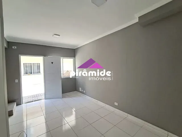 Casa com 82m² 2 quartos e 1 banheiro, à venda ou para alugar, no bairro Santa Luzia em Caçapava