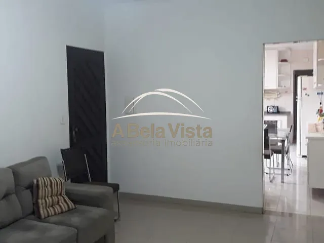 Casa com 180m² 4 quartos e 3 banheiros, à venda, no bairro Jaguaribe em Osasco